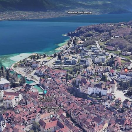 Coup De Coeur Au Pied Du Chateau - Nice Studio Ideally Located 안시 외부 사진