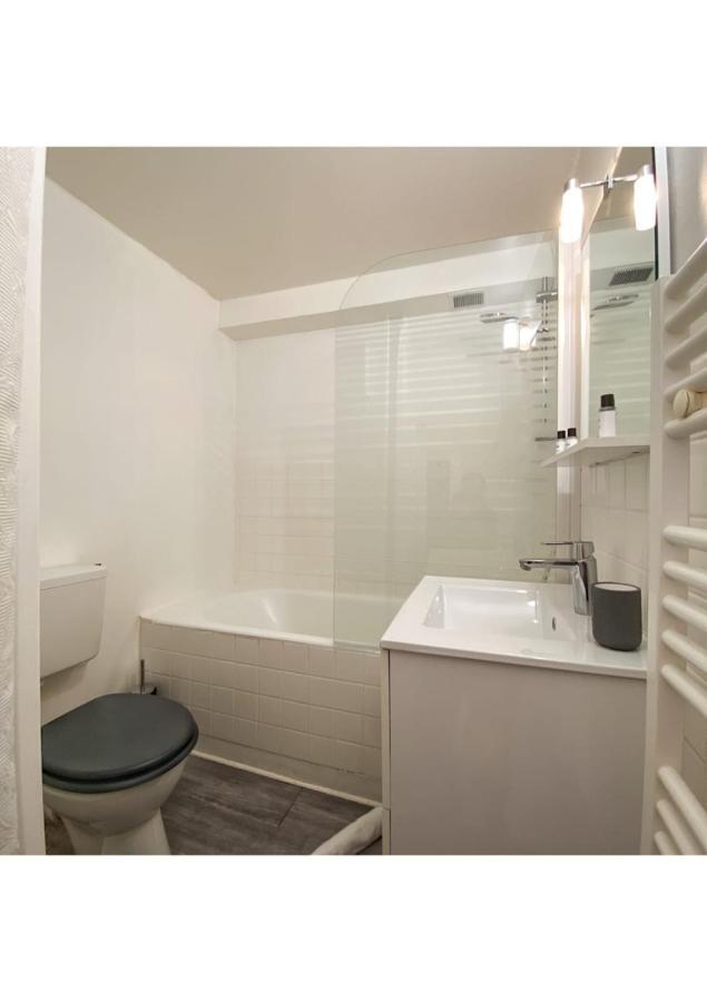 Coup De Coeur Au Pied Du Chateau - Nice Studio Ideally Located 안시 외부 사진